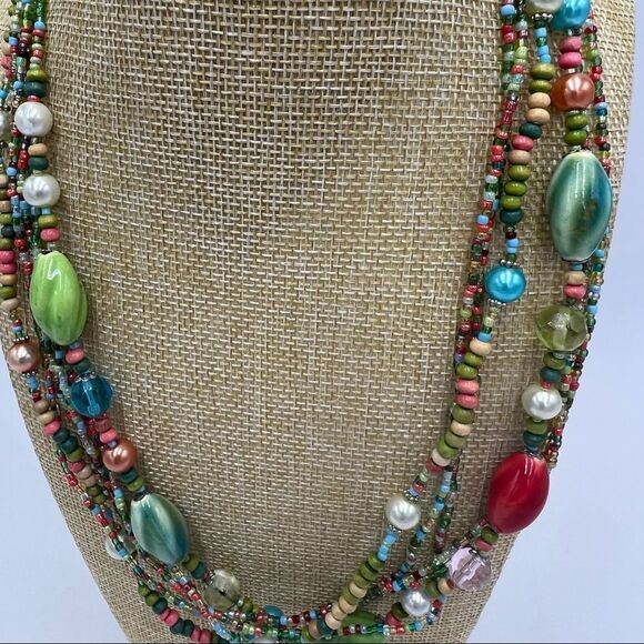 Multi Strand Beaded Costume Necklace - Picture 3 of 5
